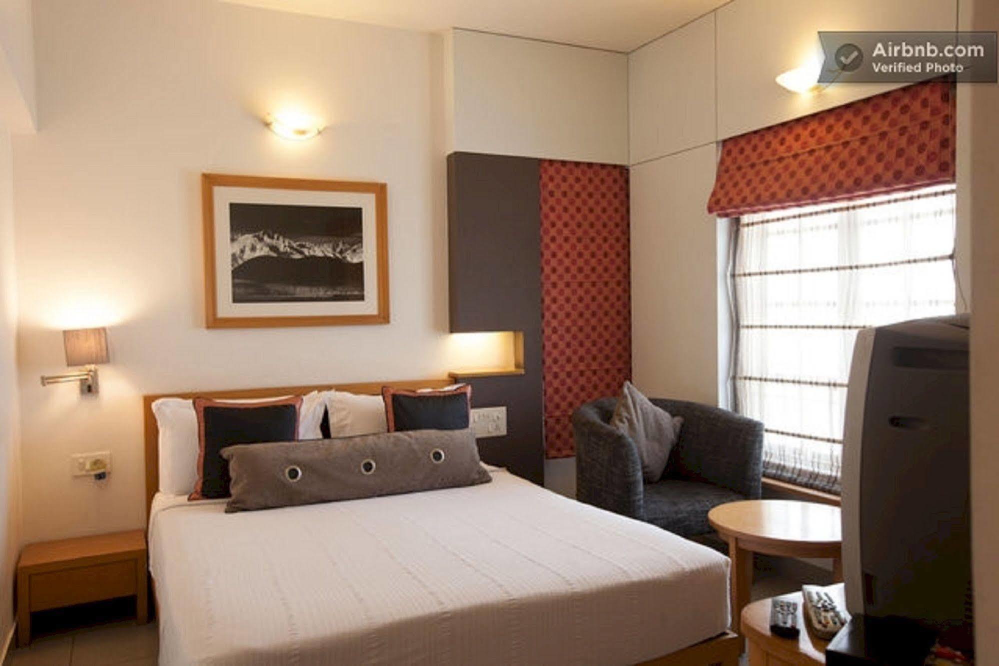 Tristar Serviced Apartments Bangalore Exteriör bild