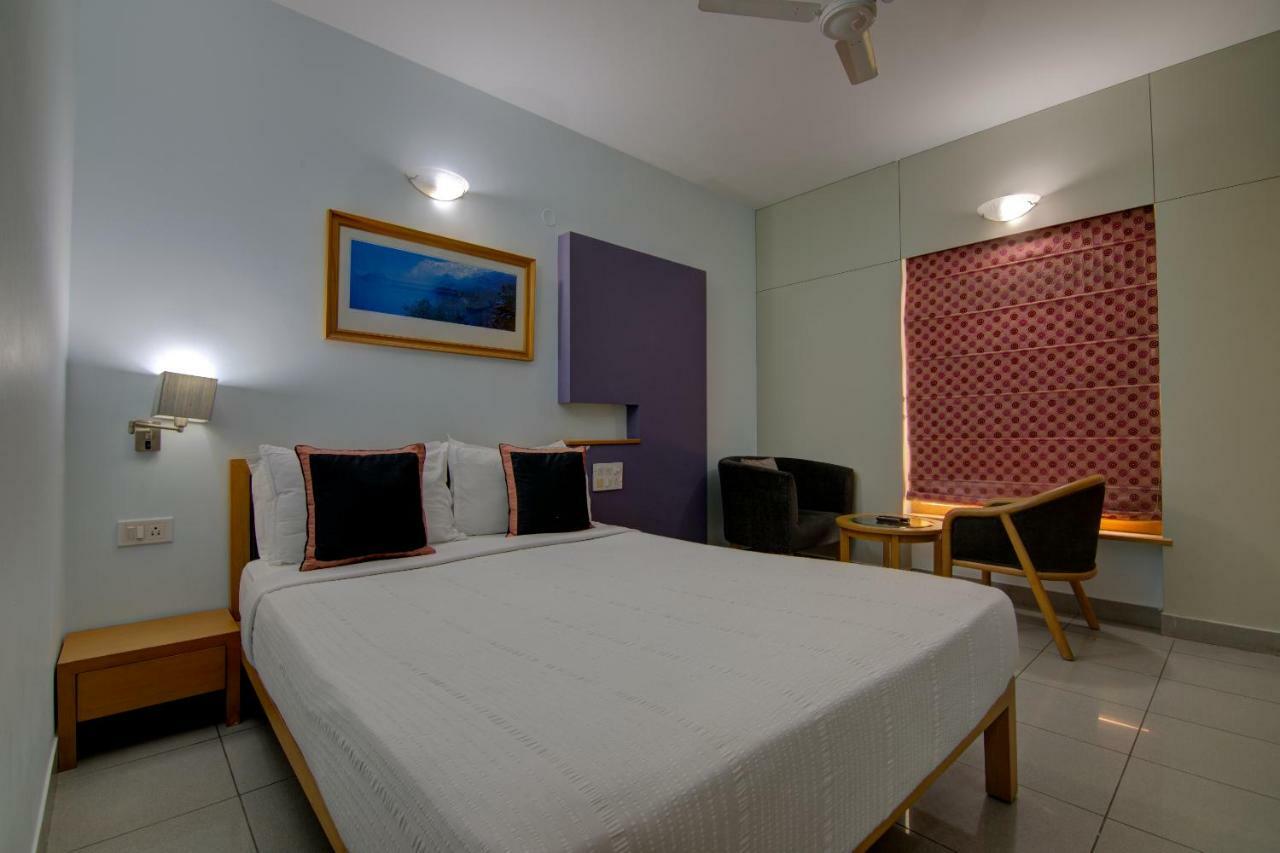 Tristar Serviced Apartments Bangalore Exteriör bild
